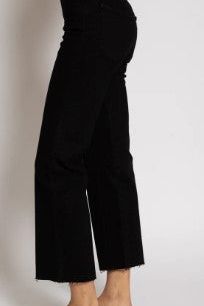 Slim Crop Jean in Black Resin