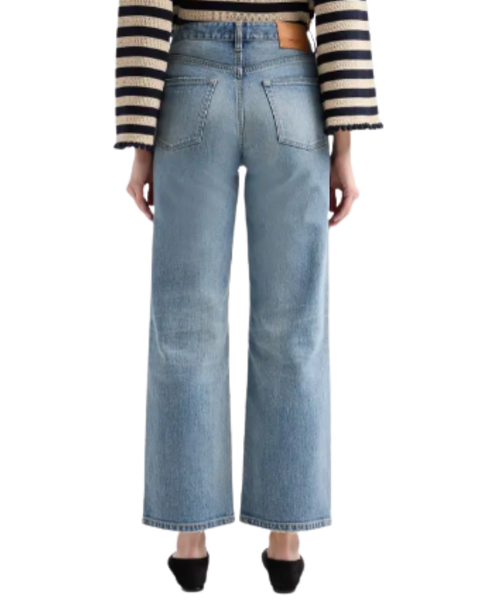 Idabel Straight Mid Rise Jean — Moussy Vintage