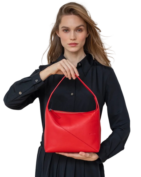 The Prism Shoulder Bag — WE-AR4