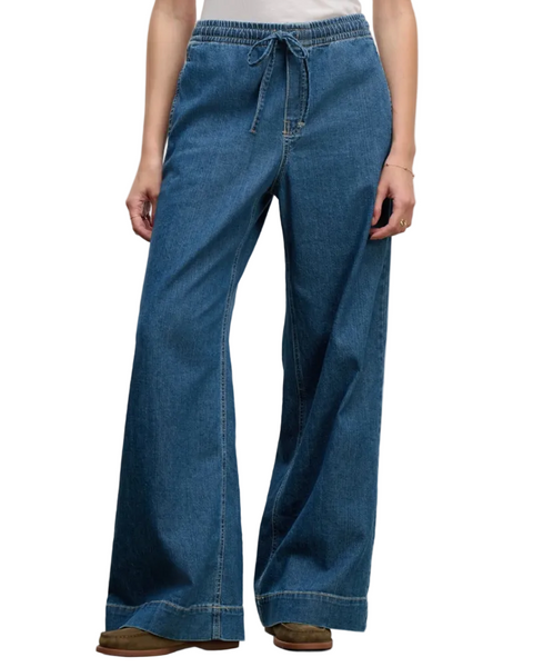 Mira Pant — Velvet Tees